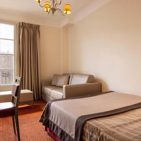 Saint Pierre Hotel