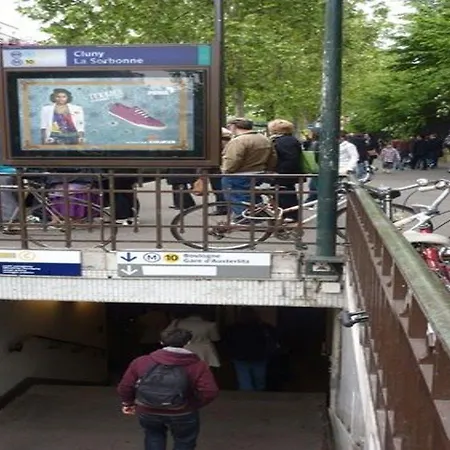 Saint Pierre Parigi