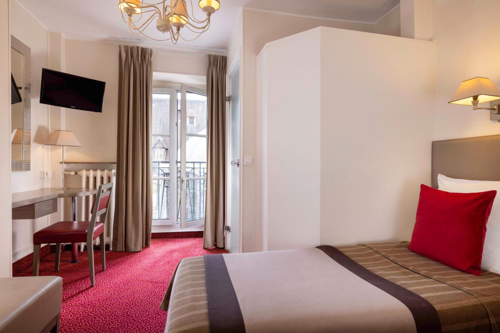 Hotel Saint Pierre Paris