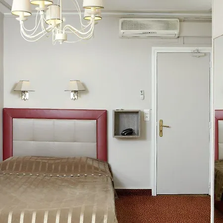 Saint Pierre Hotel
